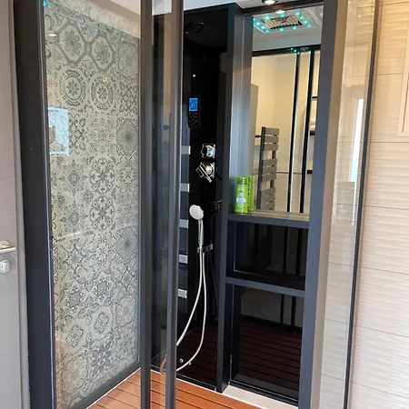 Apartment Timeout Barista *